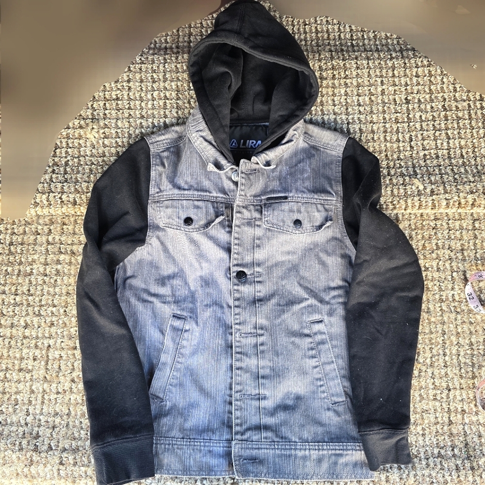 48) LIRA Hybrid Sweater & Denim Jacket Sz. Small